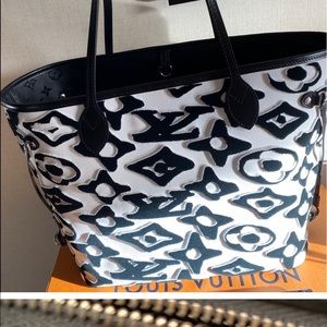 Louis Vuitton LVxUF Neverfull tote. Urs Fischer